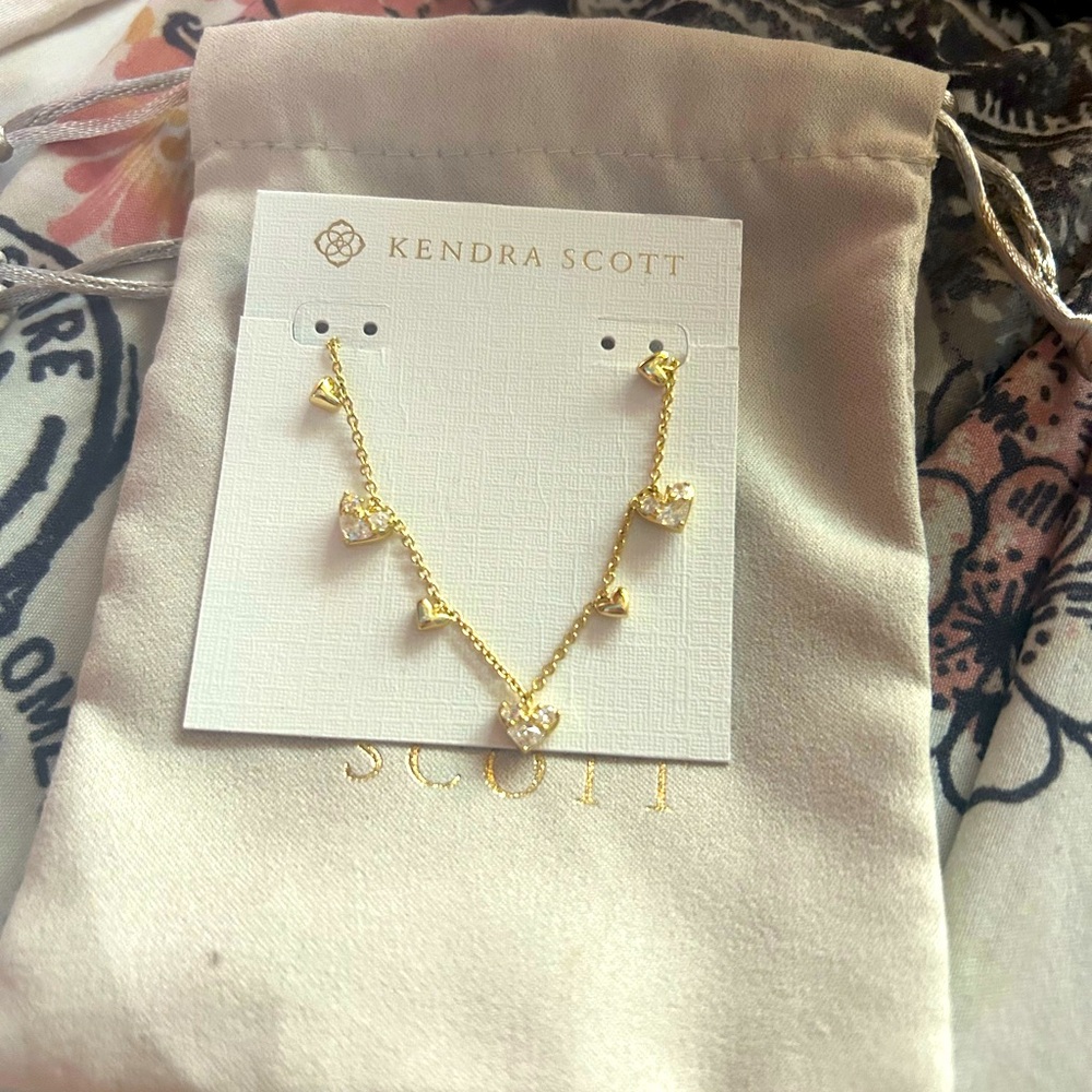 Kendra Scott crystal heart strand